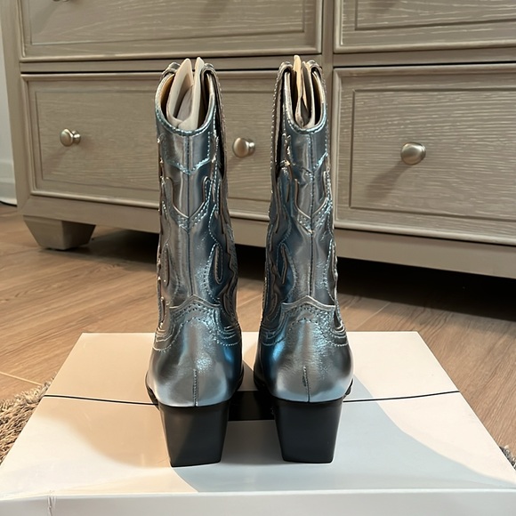 DOLCE VITA LANDED METALLIC COWBOY BOOTS - Picture 6 of 10